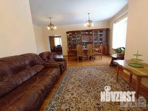 Коттедж 380м², 2-этажный, на длительный срок,