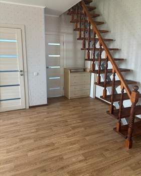 Дом 142м², 2-этажный, на длительный срок,