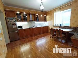 Коттедж 380м², 2-этажный, на длительный срок,