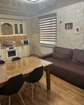 Дом 142м², 2-этажный, на длительный срок,