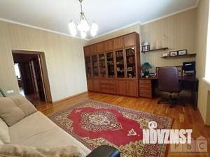 Коттедж 380м², 2-этажный, на длительный срок,