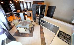 Дом 150м², 3-этажный, участок 9 сот.