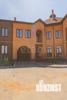 Дом 242м², 2-этажный, участок 2 сот.