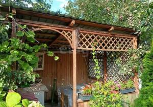 Дом 32м², 2-этажный, участок 4 сот.