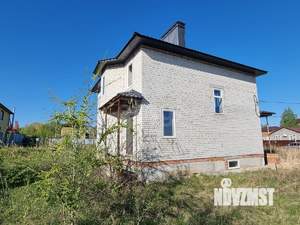 Дом 265м², 3-этажный, участок 11 сот.