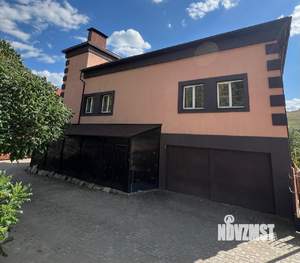 Коттедж 595м², 3-этажный, участок 8 сот.