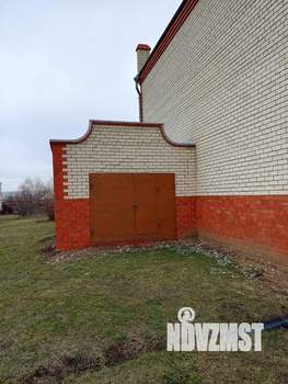 Коттедж 278м², 3-этажный, участок 15 сот.