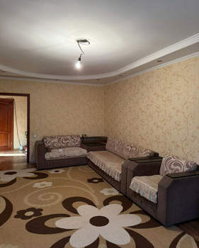 Дом 179м², 2-этажный, участок 3 сот.