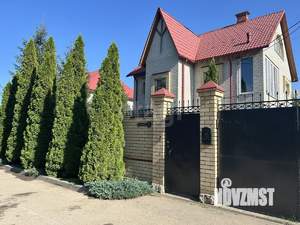 Дом 260м², 3-этажный, участок 6 сот.