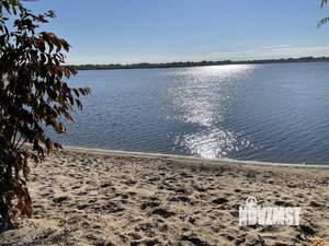 Дом 64м², 2-этажный, участок 6 сот.