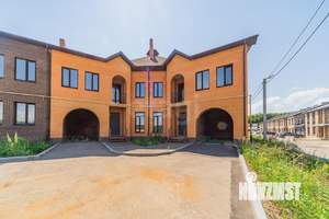 Дом 242м², 2-этажный, участок 2 сот.