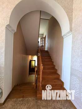 Дом 329м², 4-этажный, участок 5 сот.