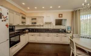 Дом 168м², 2-этажный, участок 8 сот.