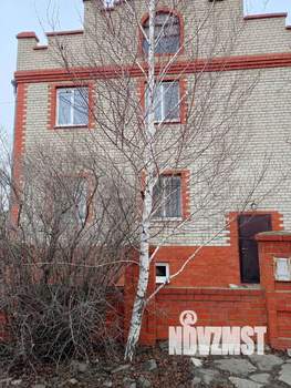 Коттедж 278м², 3-этажный, участок 15 сот.