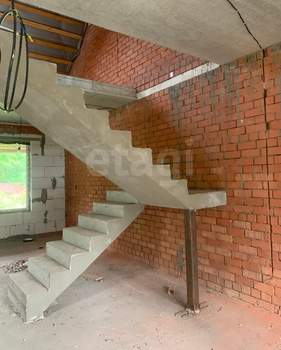 Дом 122м², 2-этажный, участок 5 сот.