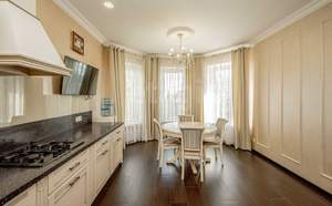 Дом 168м², 2-этажный, участок 8 сот.