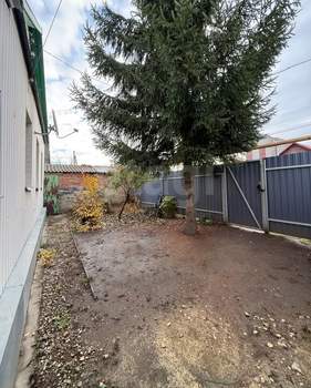 Дом 52м², 11-этажный, участок 3 сот.