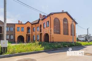 Дом 242м², 2-этажный, участок 2 сот.