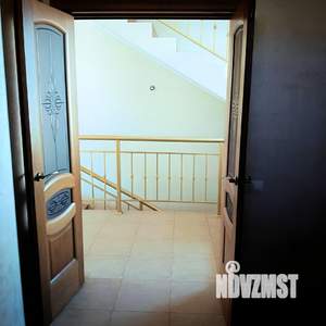 Коттедж 217м², 2-этажный, участок 10 сот.