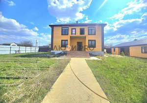 Дом 290м², 2-этажный, участок 11 сот.