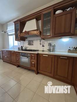 Коттедж 407м², 3-этажный, участок 13 сот.