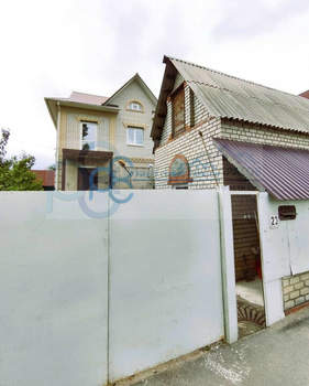 Дом 200м², 3-этажный, участок 6 сот.