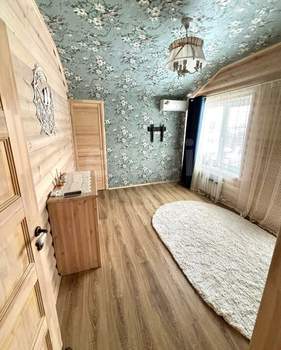 Дом 130м², 2-этажный, участок 6 сот.