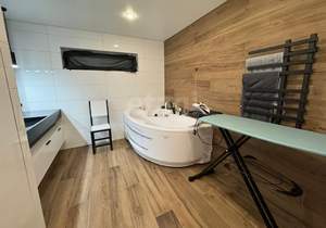 Дом 131м², 2-этажный, участок 6 сот.