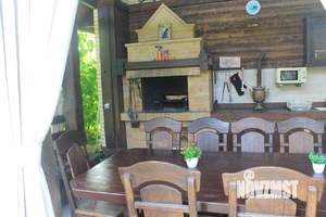 Дом 233м², 2-этажный, участок 10 сот.