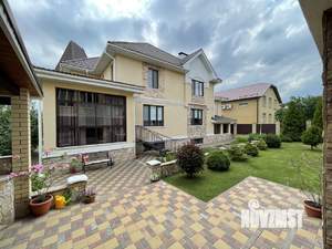 Коттедж 460м², 3-этажный, участок 10 сот.