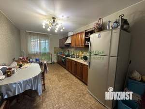 Дом 244м², 2-этажный, участок 8 сот.