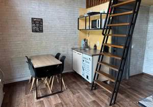 Дом 83м², 3-этажный, участок 10 сот.