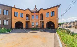 Дом 218м², 3-этажный, участок 242 сот.