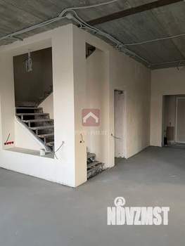 Таунхаус 260м², 3-этажный, участок 2 сот.