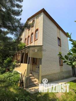 Дом 329м², 4-этажный, участок 5 сот.