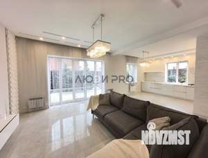 Дом 200м², 2-этажный, участок 8 сот.