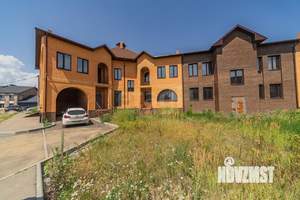 Дом 242м², 2-этажный, участок 2 сот.