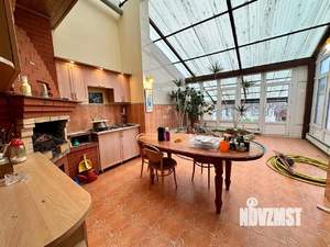 Дом 195м², 2-этажный, участок 7 сот.