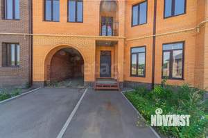 Дом 242м², 2-этажный, участок 2 сот.