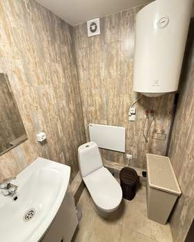 Дом 42м², 2-этажный, участок 5 сот.