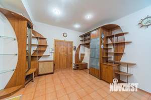 Дом 296м², 2-этажный, участок 829 сот.