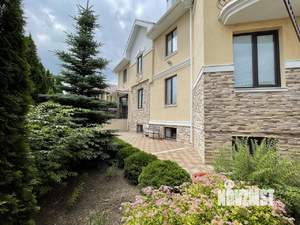 Коттедж 460м², 3-этажный, участок 10 сот.