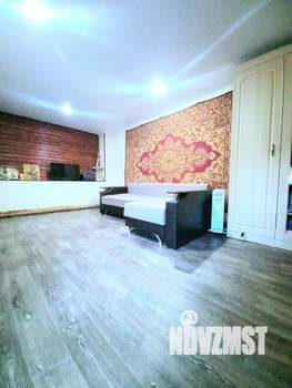 Дом 80м², 2-этажный, участок 6 сот.