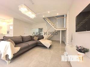 Дом 200м², 2-этажный, участок 8 сот.