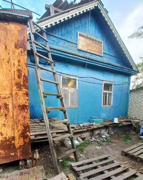 Дом 60м², 2-этажный, участок 5 сот.