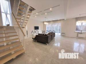 Дом 200м², 2-этажный, участок 8 сот.