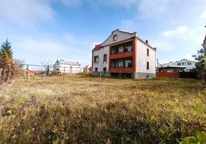 Дом 361м², 3-этажный, участок 10 сот.