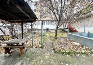 Дом 577м², 2-этажный, участок 7 сот.