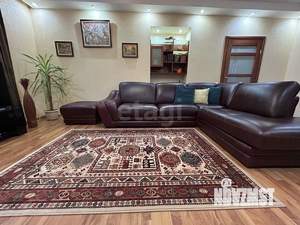 Дом 260м², 3-этажный, участок 6 сот.