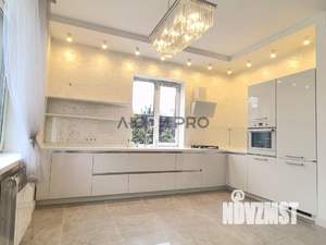 Дом 200м², 2-этажный, участок 8 сот.